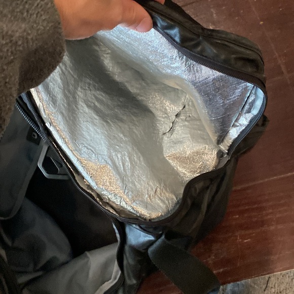 Nike Duffle Bag - Picture 5 of 6